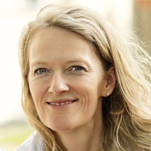 Stefanie Steffi Engels - Herzraumreisen & Ölungen im Haus Lebenskraft in Potsdam